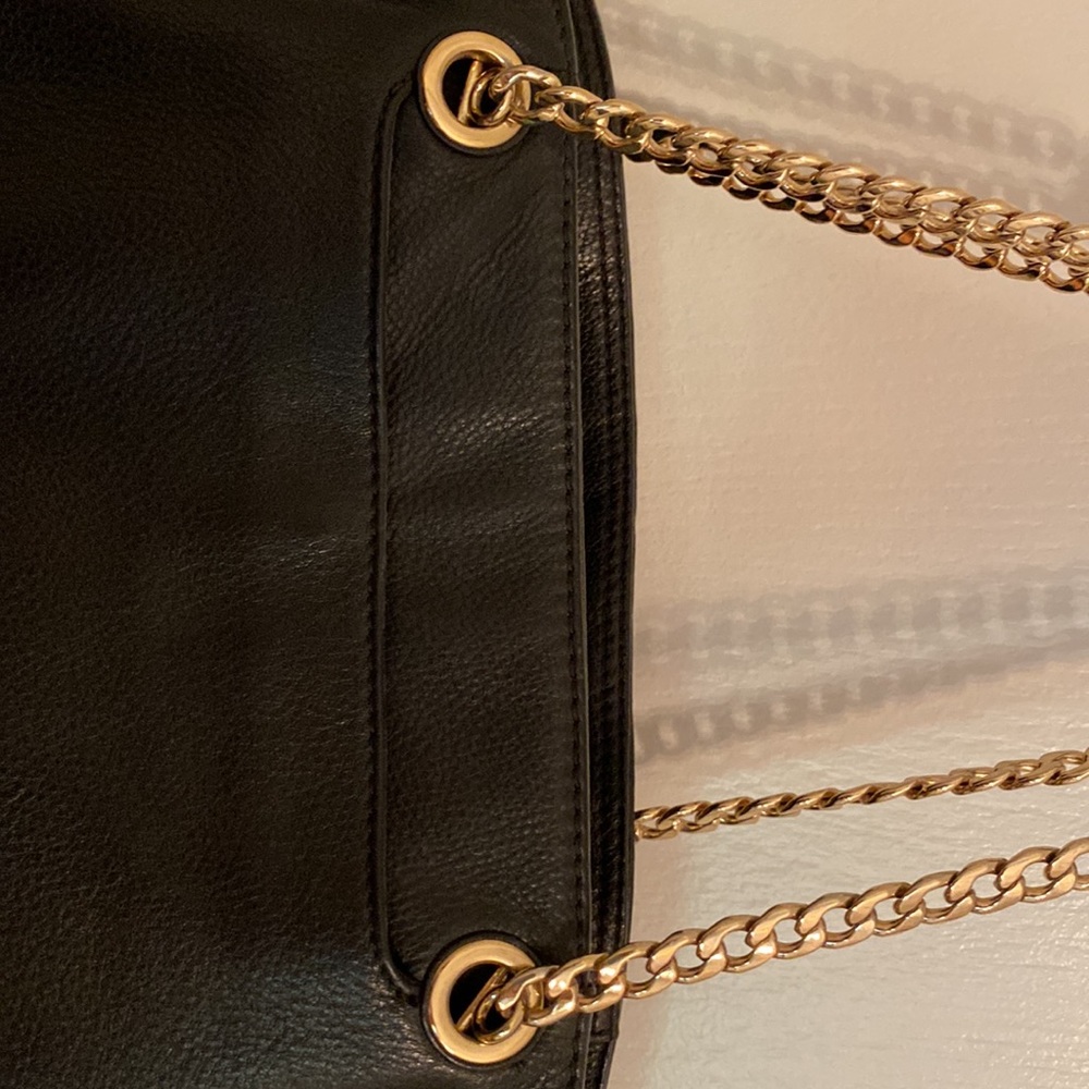 Michael Kors Black Leather Shoulder Tote with Gold Chain Straps - Picture 2 of 6